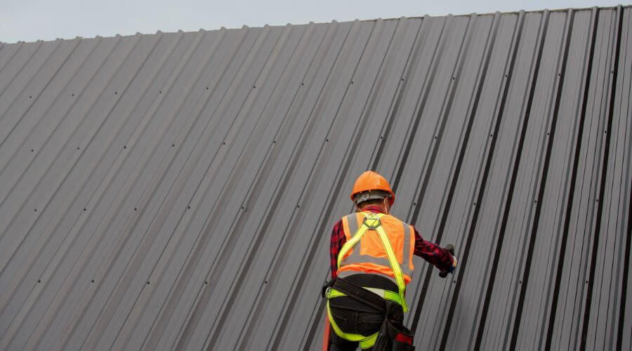 Professional metal roof installation services in Walnut Ridge, AR